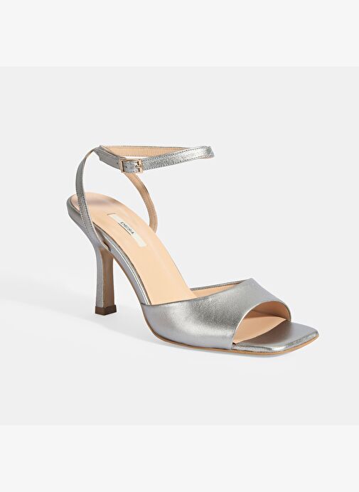 Kadın Gümüş Ayarlanabilir Tokalı Deri Abiye Topuklu Sandalet - Görsel 6