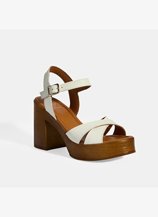 Beyaz Kadın Toka Detaylı Deri Sandalet - Görsel 6