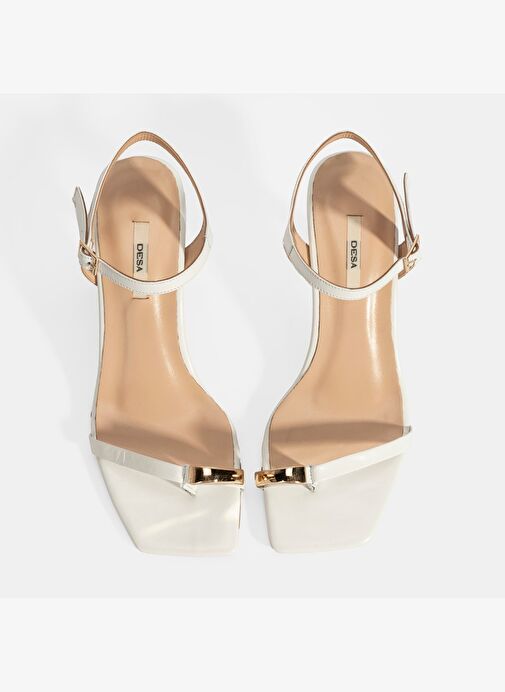 Kadın Beyaz Metal Aksesuarlı Parmak Arası Topuklu Ayakkabı - Görsel 7