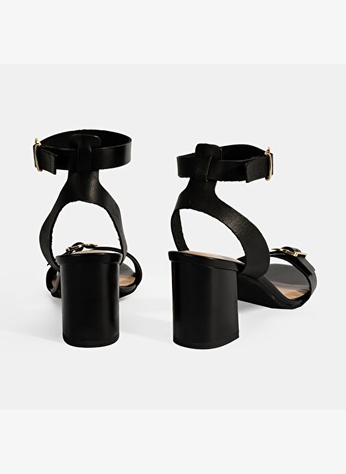 Kadın Siyah Ayarlanabilir Tokalı Deri Topuklu Sandalet - Görsel 8