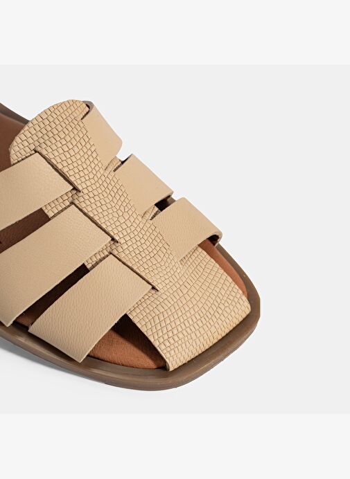 Kadın Bej Ayarlanabilir Tokalı Deri Sandalet - Görsel 8