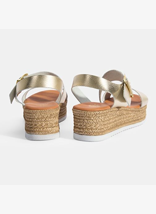 Kadın Gold Ayarlanabilir Tokalı Dolgu Topuklu Deri Sandalet - Görsel 8