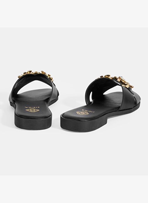 Kadın Siyah Taşlı Toka Aksesuarlı Deri Terlik - Görsel 9