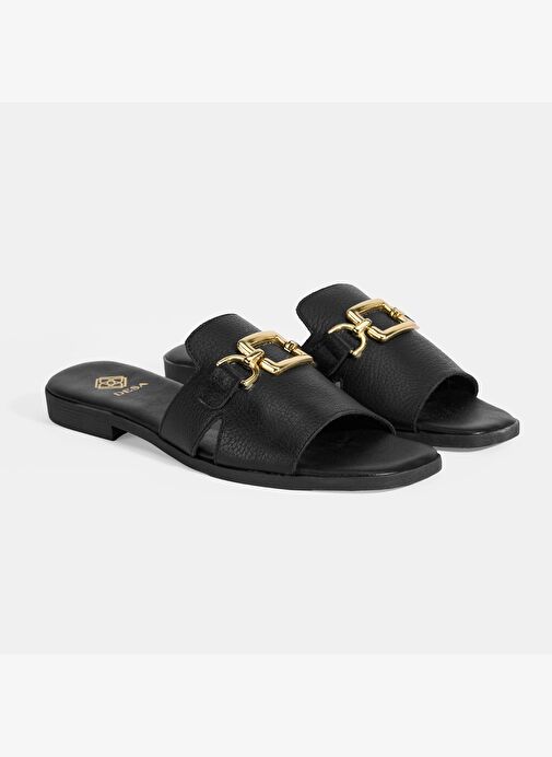 Kadın Siyah Metal Toka Aksesuarlı Deri Terlik - Görsel 3