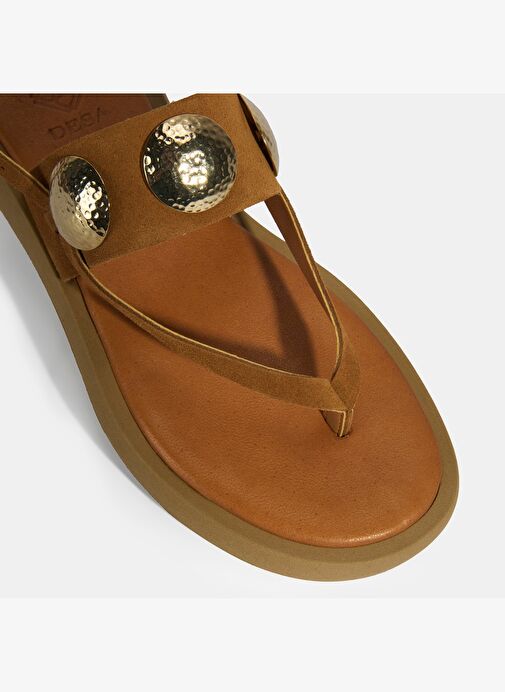 Kadın Taba Metal Aksesuarlı Ayarlanabilir Tokalı Süet Sandalet - Görsel 7