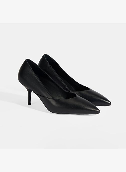 Kadın Siyah Deri Topuklu Klasik Ayakkabı - Görsel 3