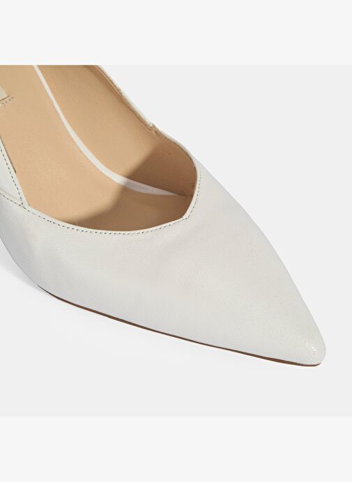 Kadın Beyaz Deri Topuklu Klasik Ayakkabı - Görsel 7