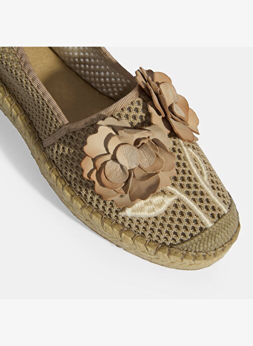Vizon Kadın Çiçek Aksesuarlı File Detaylı Espadril - Görsel 9