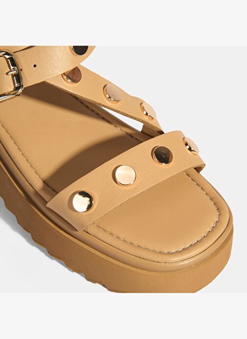 Kadın Bej Zımba Detaylı Deri Sandalet - Görsel 6