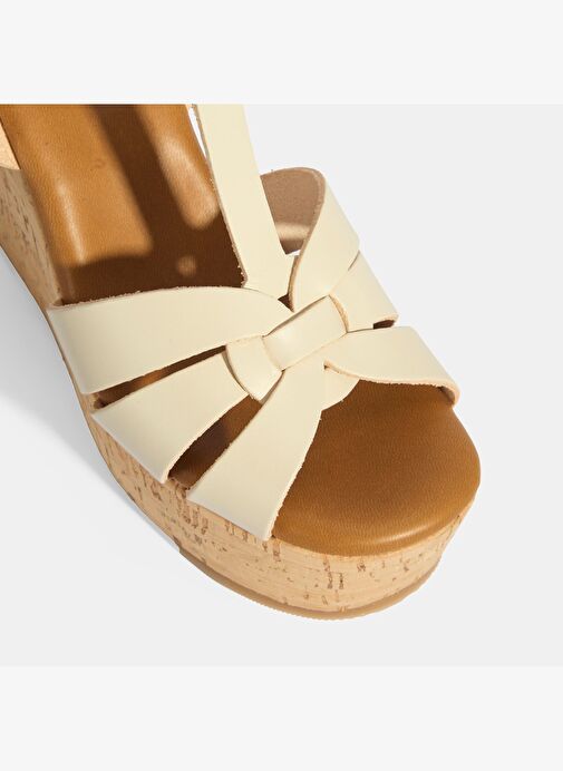 Kadın Beyaz Toka Aksesuarlı T-Bant Deri Dolgu Topuklu Sandalet - Görsel 8