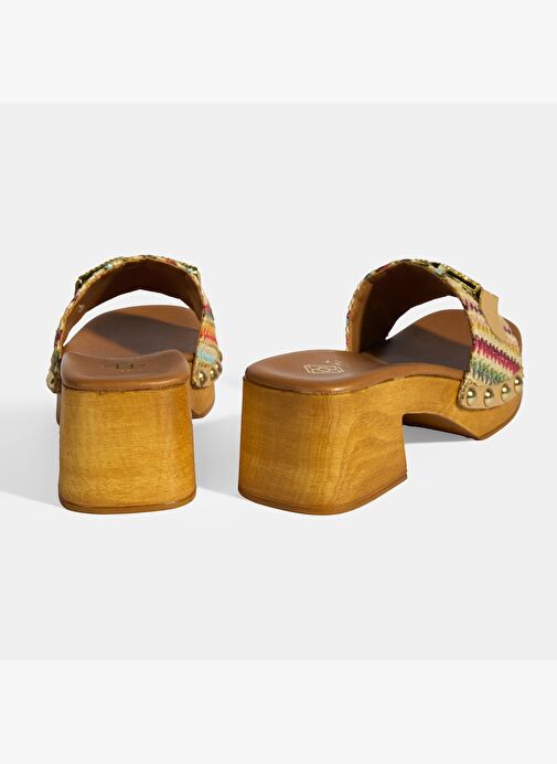 Kadın Çok Renkli Toka Aksesuarlı Topuklu Terlik - Görsel 9