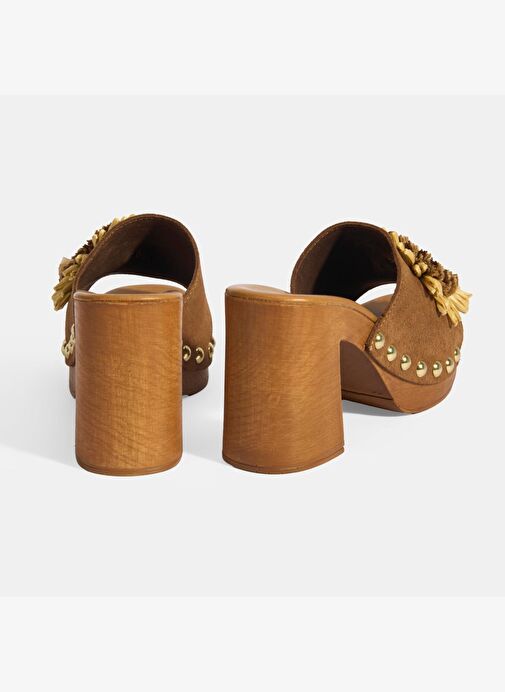 Kadın Taba Çiçek Aksesuarlı Süet Topuklu Terlik - Görsel 9