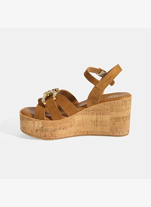 Kadın Taba Taşlı Toka Aksesuarlı Süet Dolgu Topuklu Sandalet - Görsel 4