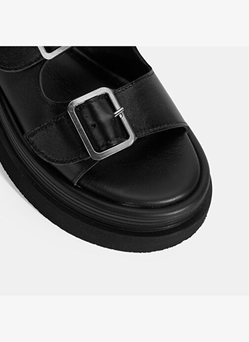 Kadın Siyah Ayarlanabilir Tokalı Terlik - Görsel 8