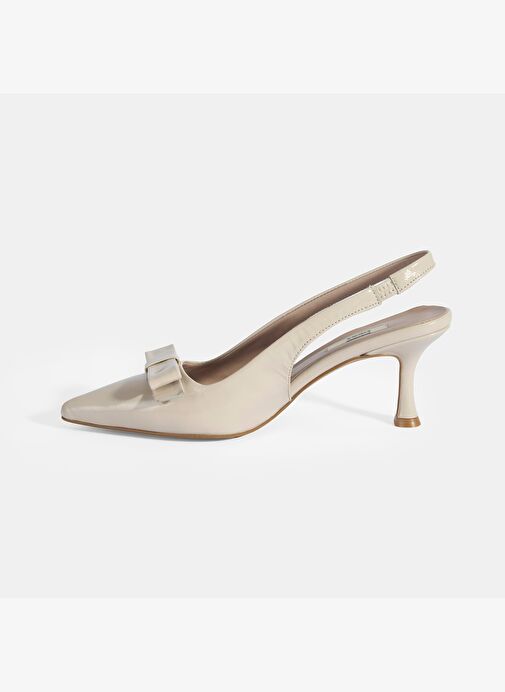Kadın Krem Fiyonk Detaylı Rugan Topuklu Klasik Ayakkabı - Görsel 4