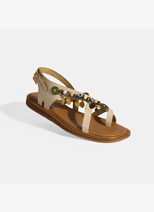 Bej Kadın Toka Detaylı Aksesuarlı Deri Sandalet - Görsel 6