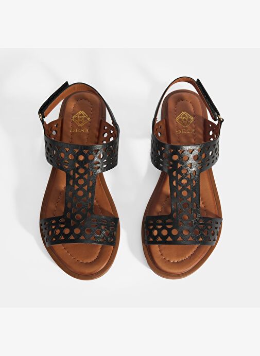 Kadın Siyah Cırt Detaylı Perforeli Deri Sandalet - Görsel 8