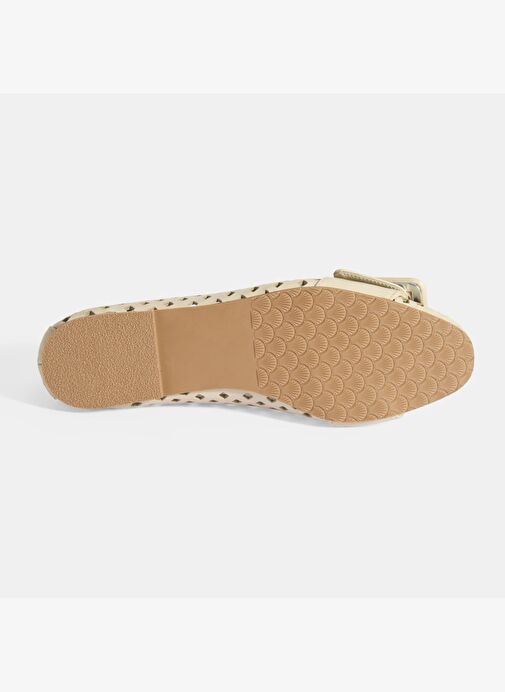 Kadın Bej Toka Aksesuarlı Perforeli Deri Babet - Görsel 7