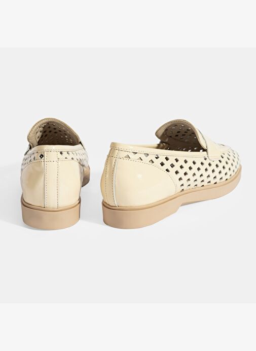 Kadın Bej Perforeli Rugan Loafer - Görsel 9