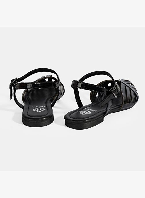 Kadın Siyah Ayarlanabilir Tokalı Rugan Sandalet - Görsel 7