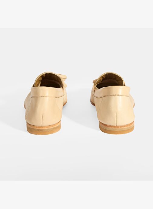 Kadın Bej Püskül Detaylı Deri Loafer - Görsel 7