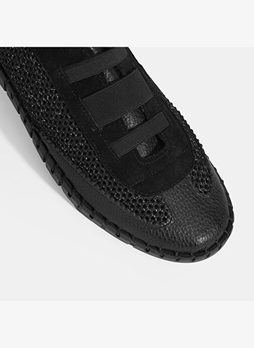 Kadın Siyah Perforeli Günlük Ayakkabı - Görsel 8