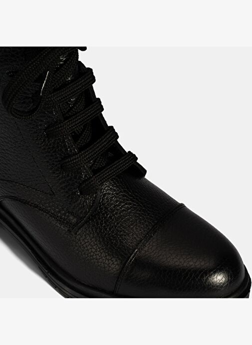 Kadın Siyah Bağcıklı Deri Postal Bot - Görsel 7