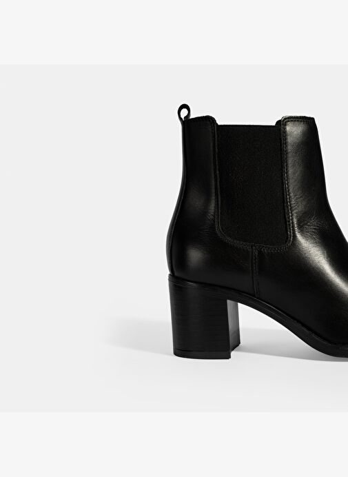 Kadın Siyah Lastikli Topuklu Deri Bot - Görsel 7