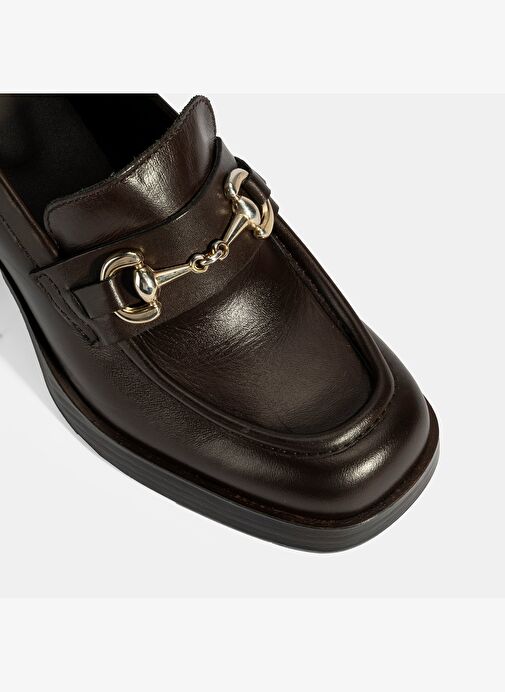 Kadın Kahve Metal Toka Detaylı Kalın Topuklu Loafer - Görsel 7