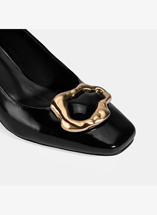 Kadın Siyah Metal Toka Aksesuarlı Rugan Topuklu Ayakkabı - Görsel 7