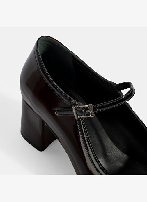 Kadın Bordo Ayarlanabilir Tokalı Kalın Topuklu Klasik Ayakkabı - Görsel 7