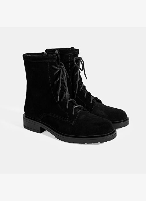 Kadın Siyah Bağcık Detaylı Süet Bot - Görsel 2