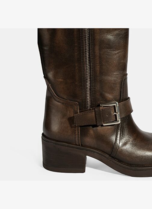 Desa Desa Kahverengi Kadın Kahve Metal Toka Detaylı Deri Çizme Bot | Boyner Kahverengi - 8. görsel