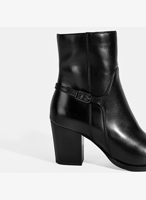 Kadın Siyah Kalın Topuklu Deri Bot - Görsel 3