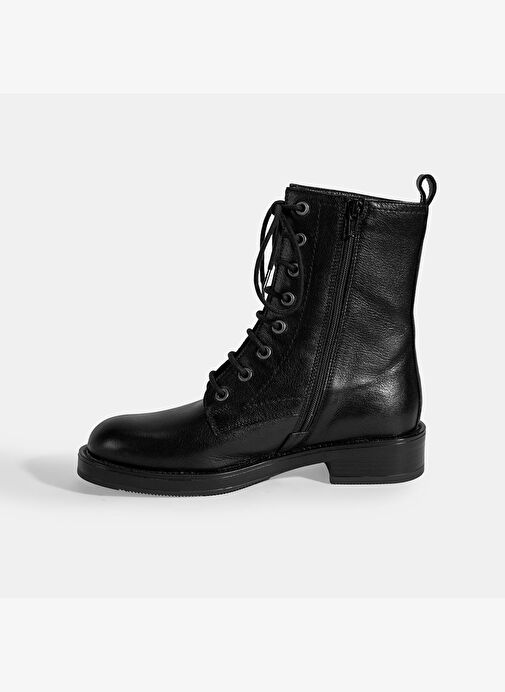 Kadın Siyah Bağcıklı Deri Postal Bot - Görsel 4