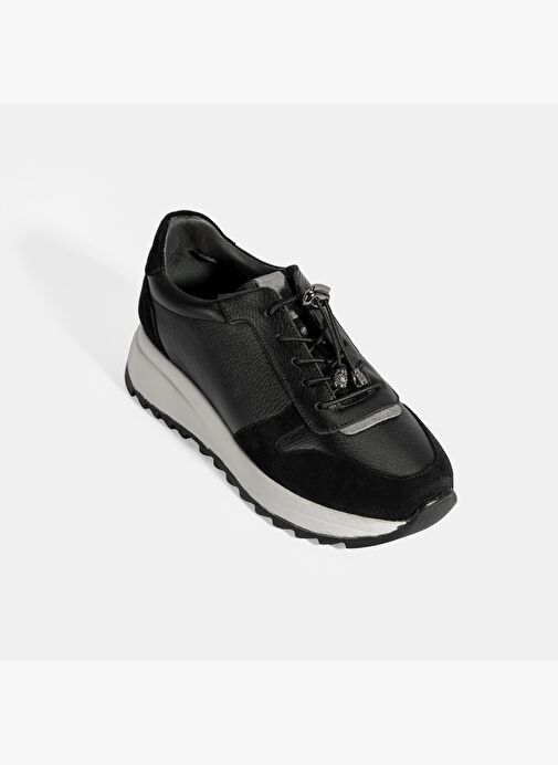 Kadın Siyah Bağcıklı Deri Spor Ayakkabı - Görsel 6