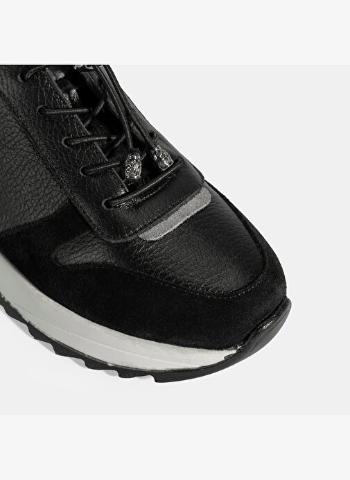 Kadın Siyah Bağcıklı Deri Spor Ayakkabı - Görsel 7