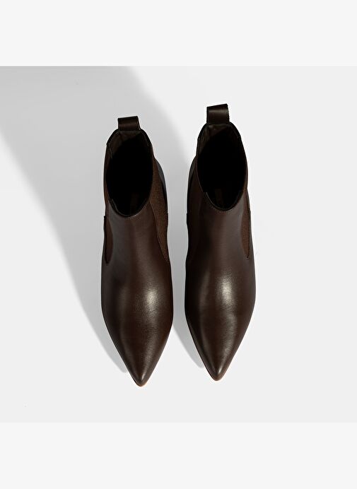 Kadın Kahve Lastikli Sivri Burunlu İnce Topuklu Deri Bot - Görsel 8