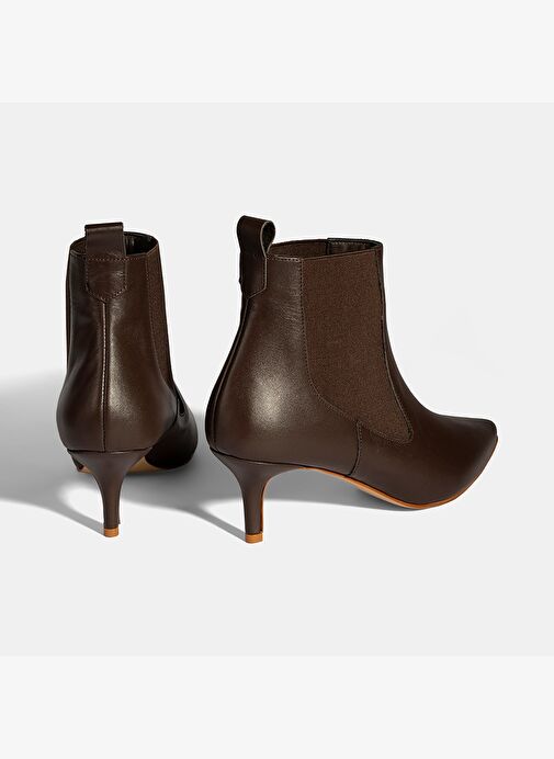 Kadın Kahve Lastikli Sivri Burunlu İnce Topuklu Deri Bot - Görsel 9