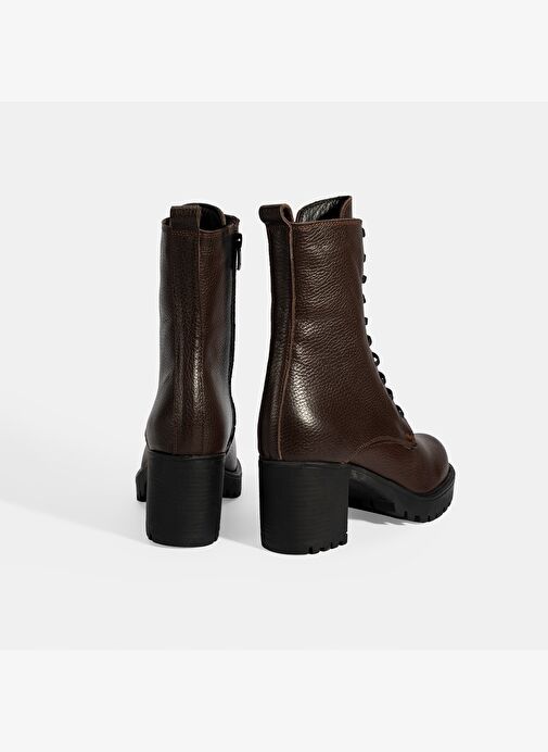 Kadın Kahve Bağcıklı Kalın Topuklu Deri Bot - Görsel 9