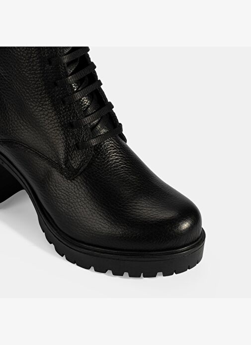 Kadın Siyah Bağcıklı Kalın Topuklu Deri Bot - Görsel 8