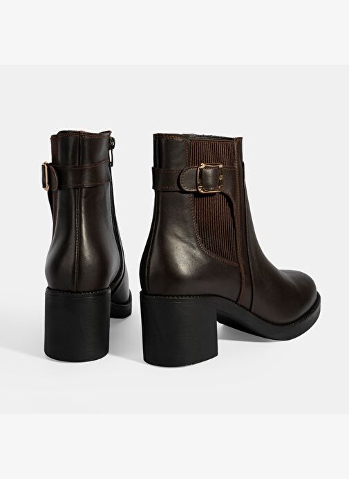 Kadın Kahve Metal Toka Detaylı Topuklu Deri Bot - Görsel 9