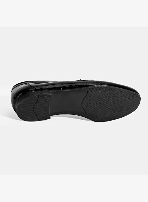 Kadın Siyah Kroko Baskılı Toka Detaylı Deri Loafer - Görsel 5