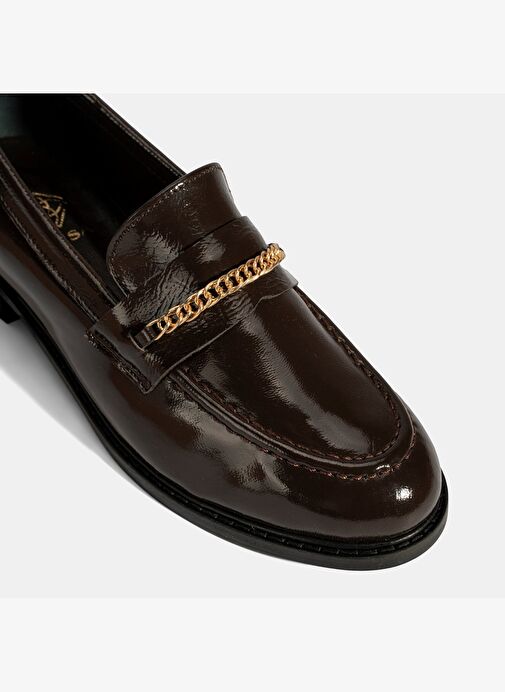 Kadın Kahve Zincir Aksesuarlı Deri Loafer - Görsel 7
