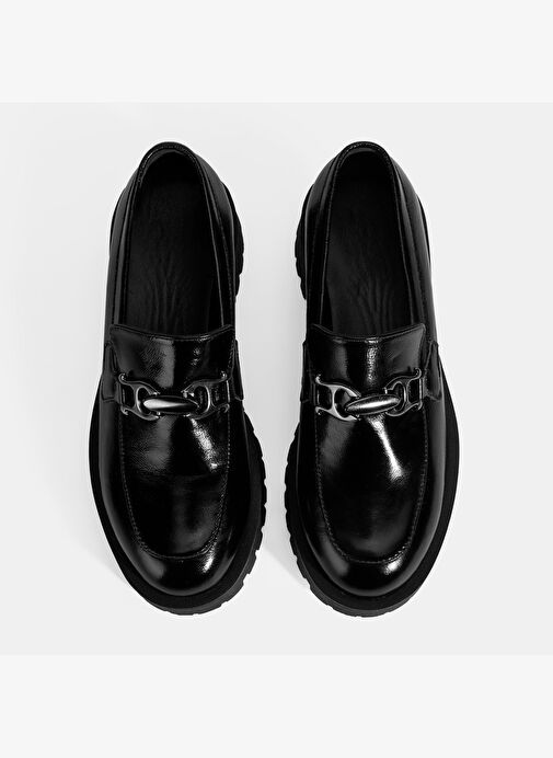 Kadın Siyah Metal Aksesuarlı Rugan Loafer - Görsel 8