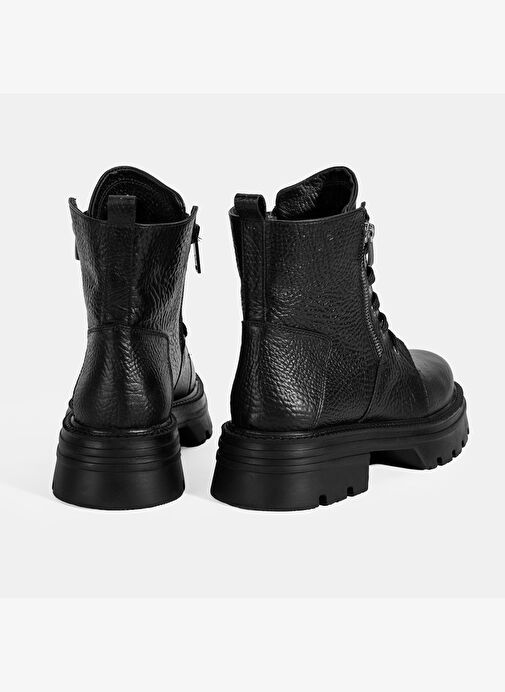 Kadın Siyah Bağcıklı Deri Postal Bot - Görsel 9