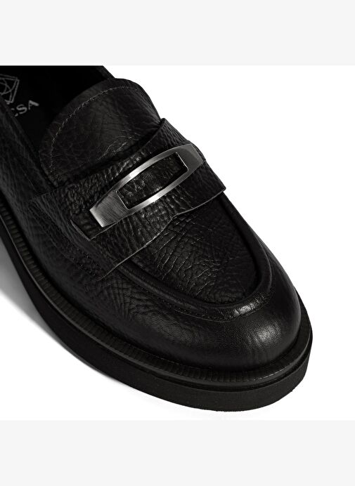 Kadın Siyah Toka Aksesuarlı Kalın Tabanlı Deri Loafer - Görsel 7