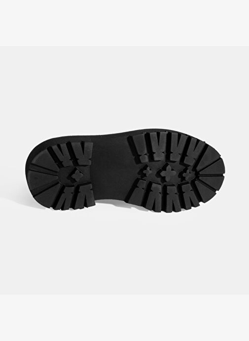 Kadın Siyah Bağcıklı Rugan Günlük Ayakkabı - Görsel 5