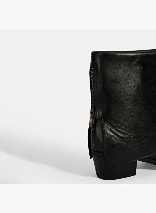 Kadın Siyah Katlama Detaylı Topuklu Deri Bot - Görsel 7