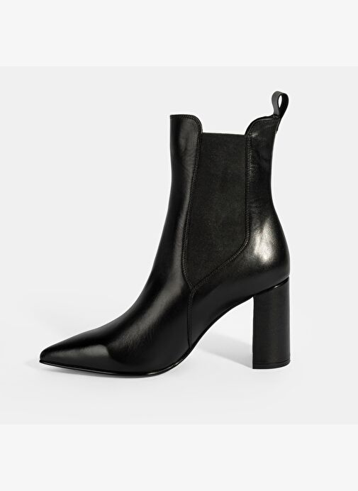 Kadın Siyah Lastikli Sivri Burunlu Topuklu Deri Bot - Görsel 4